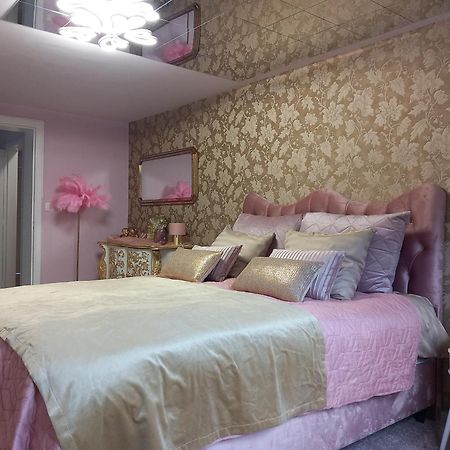 Vip Room 209 Trooz Luaran gambar