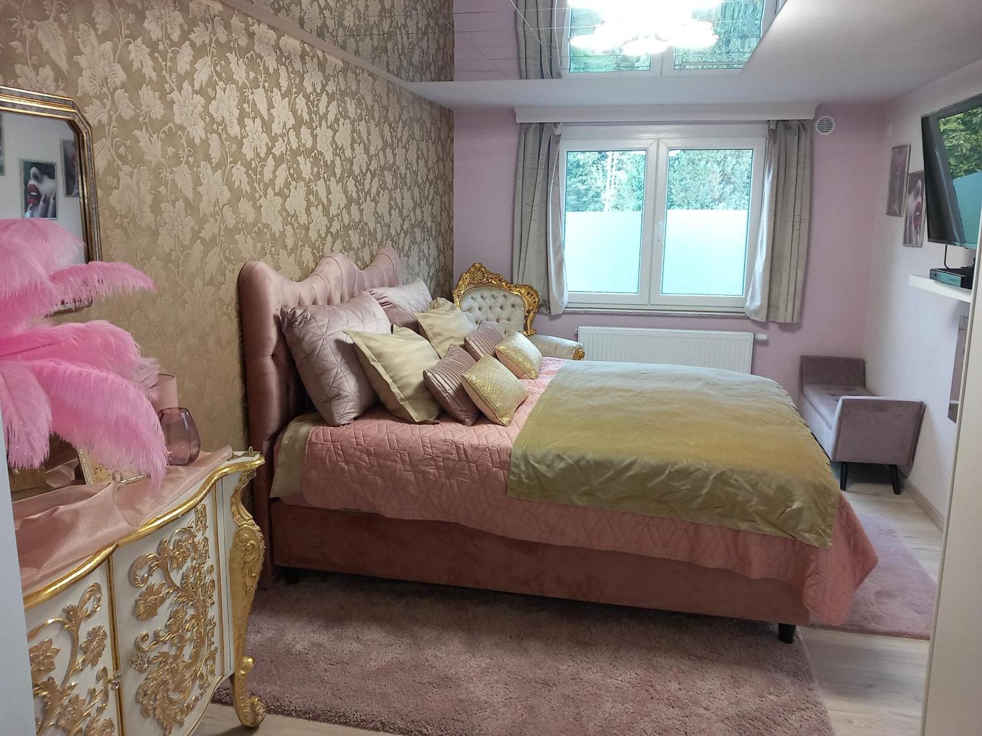 Vip Room 209 Trooz Luaran gambar